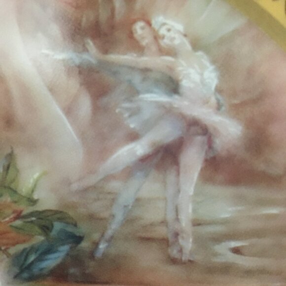 2/$40 Symphonies of the Heart Decorative Plate 'Swan Melody' Lena Liu - Picture 2 of 4